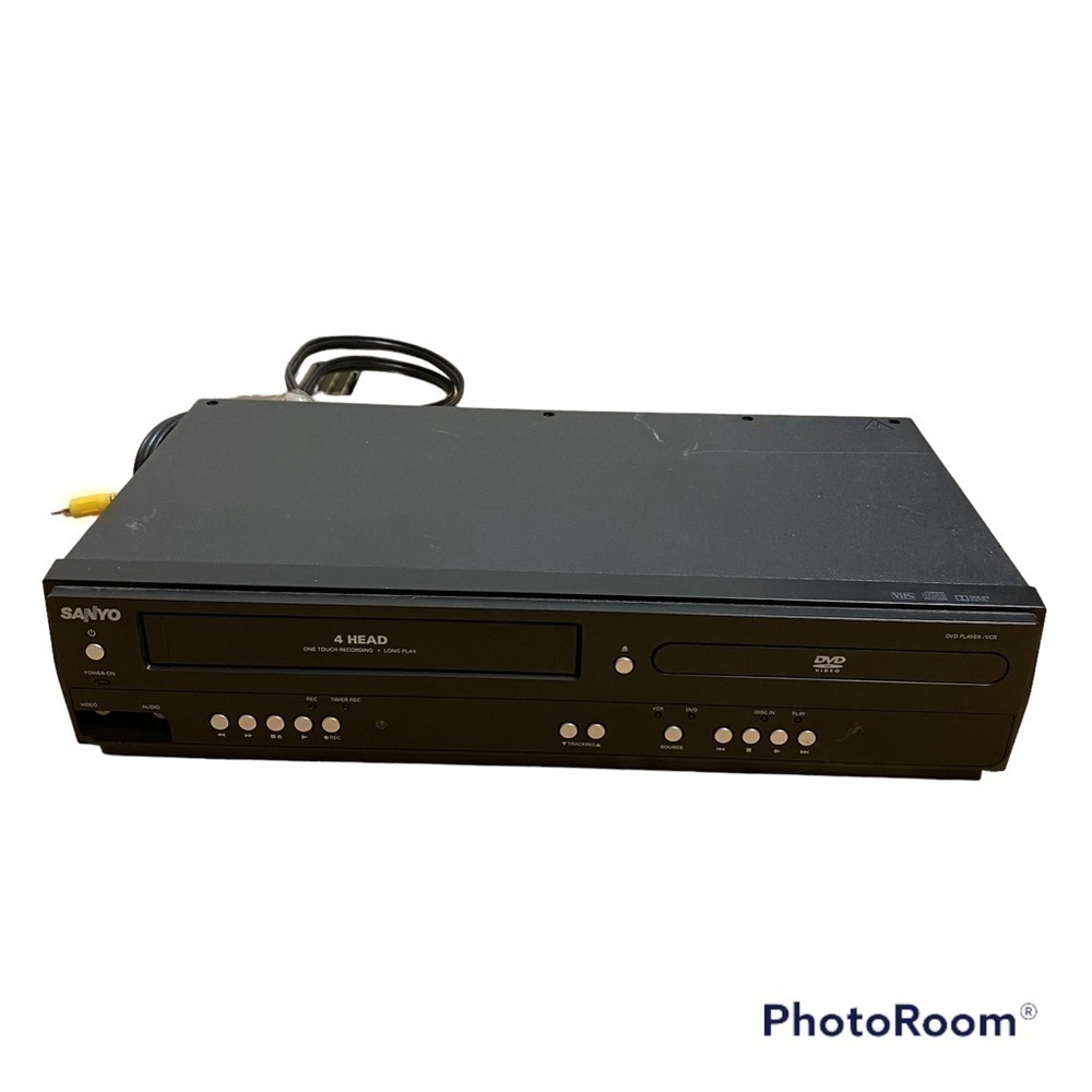 Sanyo VCR DVD Player Combo FWDV225F VHS One Touch Recording